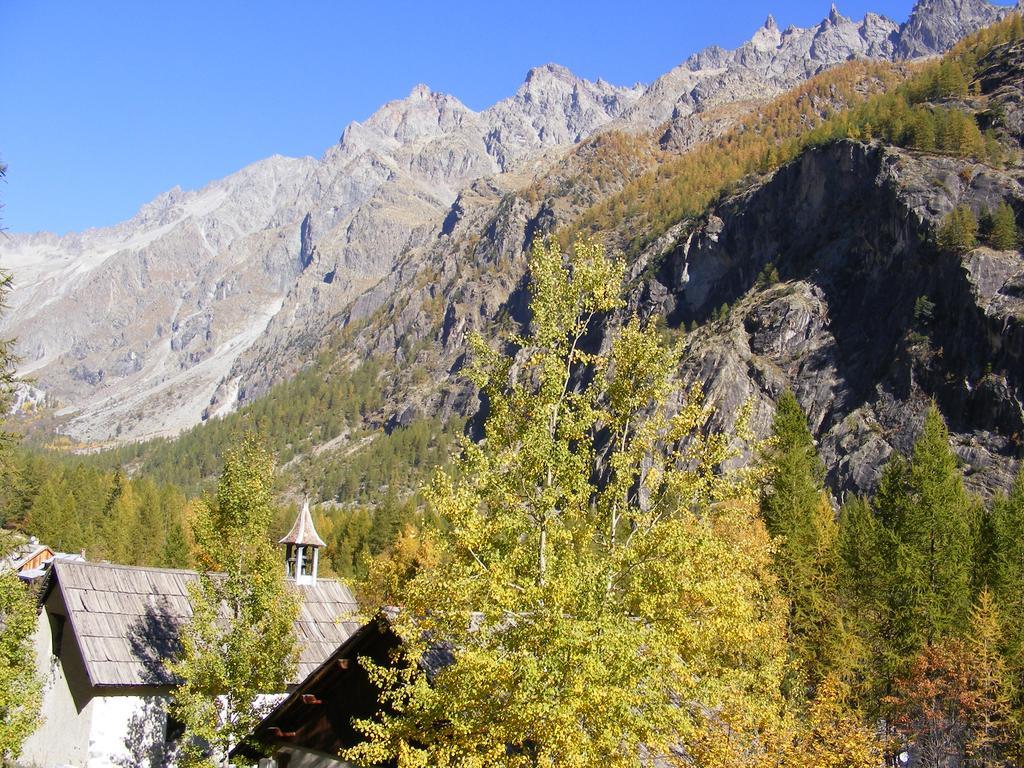 Chalet Hotel D'Ailefroide Екстер'єр фото